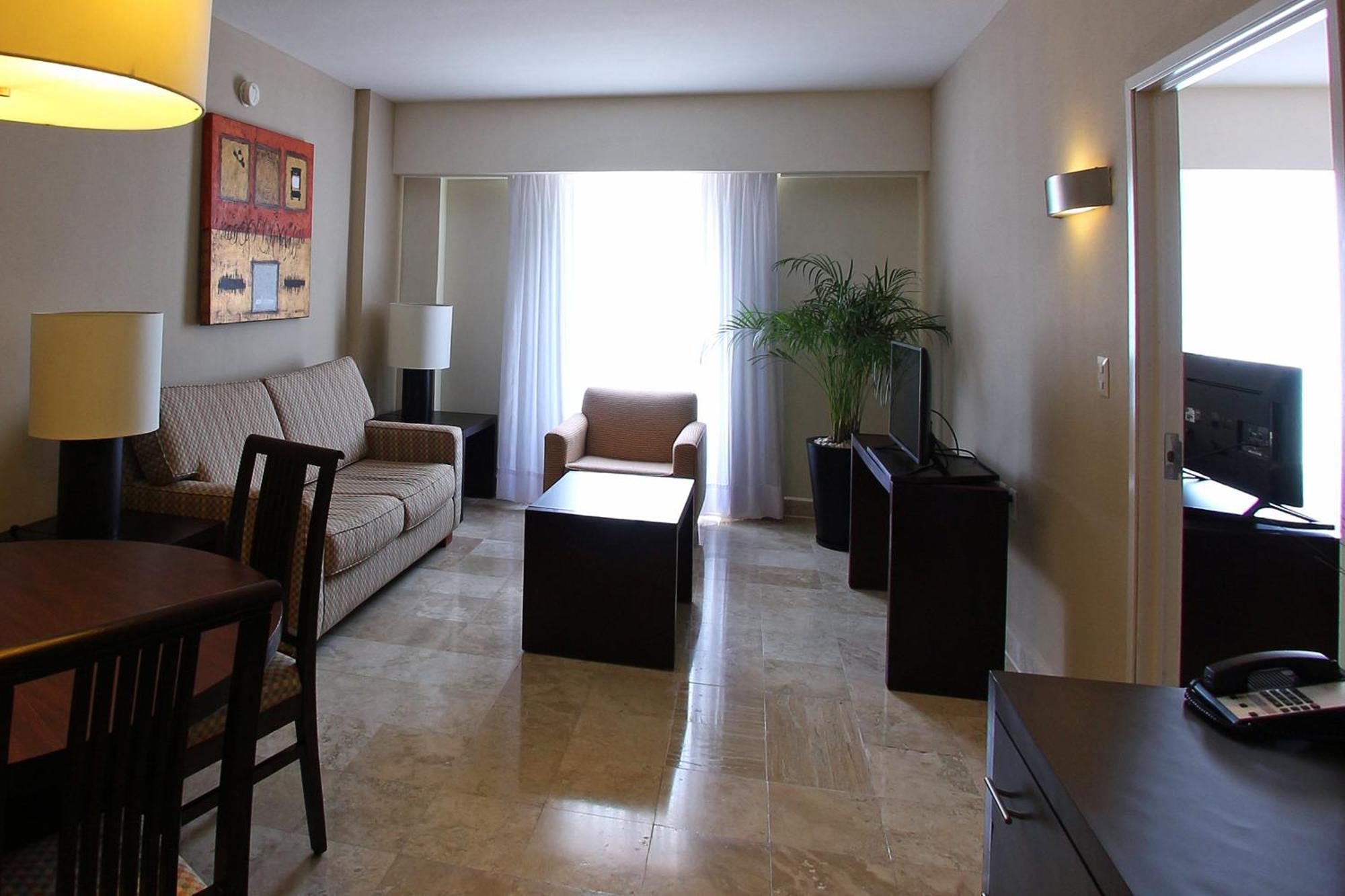 Fiesta Inn Coatzacoalcos Buitenkant foto